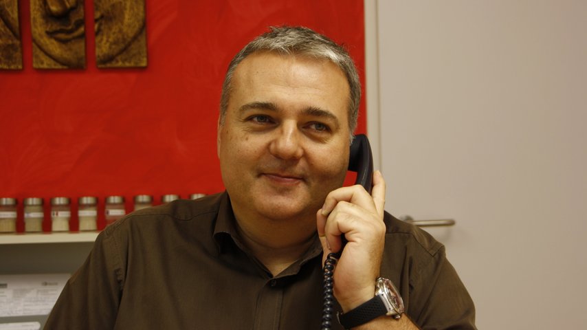 Robert Reischl Zugvogeltouristik - Experte für Indochina und Formel 1 Fan Robert Reischl Zugvogeltouristik - Experte für Indochina und Formel 1 Fan