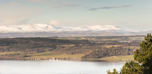 Blick über Strathpeffer von Craig Phadrig in Inverness