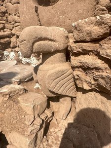 Geierfigur aktueller Fund Karahantepe 2023 © Kulturministerium Türkei