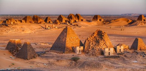 Pyramiden von Meroe Nordsudan - das Reich der nubischen Pharaonen