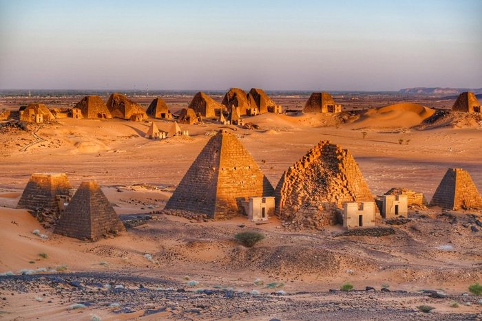 Pyramiden von Meroe Nordsudan - das Reich der nubischen Pharaonen