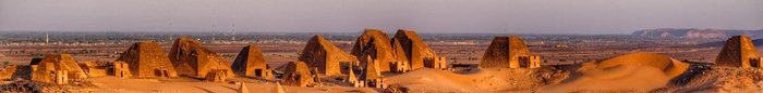 Pyramiden von Meroe Nordsudan - archäologische Studienreise zu den schwarzen Pharaonen in Nubien