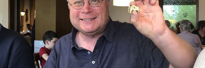 vor dem Abendessen sehen wir uns die Abgüsse der Elfenbeinfigurinen an