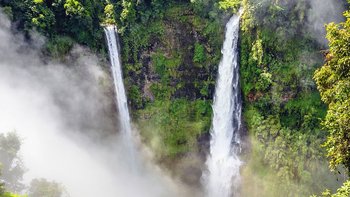 Tad Fane Wasserfall Bolavenplateau