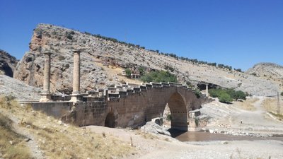 antike Bogenbruecke Chabinas Brücke über den Cendere