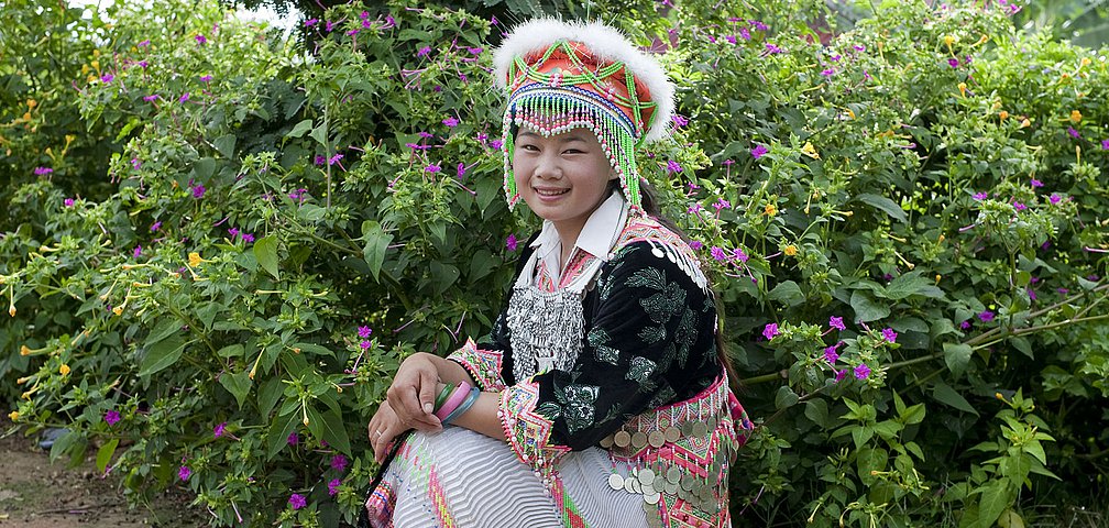 Hmong in traditioneller Tracht 