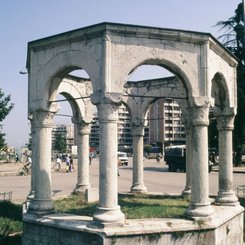 Mausoleum von Kapllan Pascha Toptanim Tirana