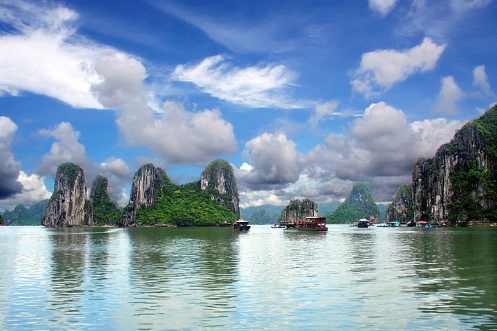 Die Halongbucht ist ein absoluter Fixpunkt einer Reise durch Vietnam und Kambodscha