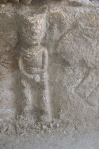 neolithische Darstellung eines Menschen in Sayburc - wir haben bei unserer Reise zum Göbekli Tepe auch hier Halt gemacht!