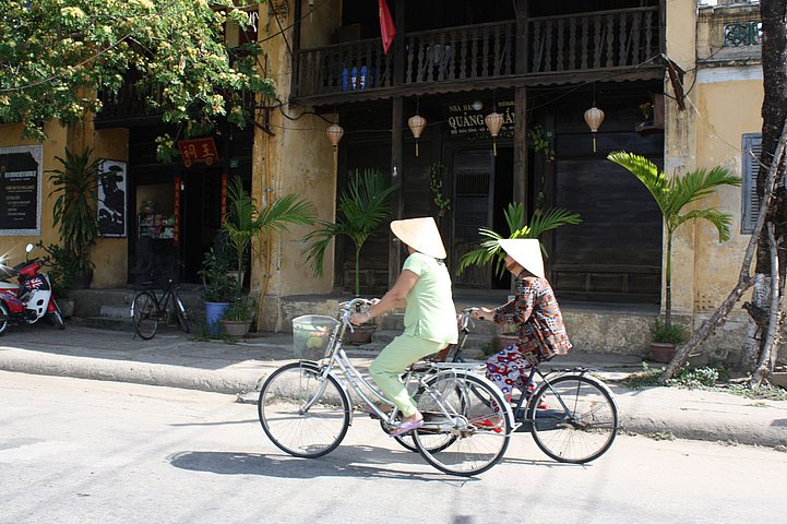 Hoian Street Life Vietnam