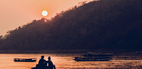 Laos entdecken mit der Anouvong von Heritage Line - traumhafte Flusslandschaft