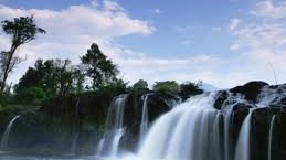 Sekong Tad Faek Wasserfall Laos