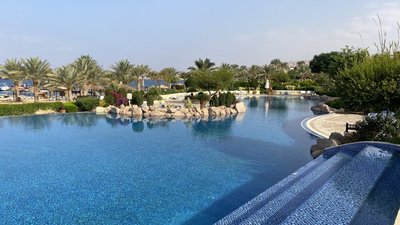 Strand, Pool, Schnorcheln und Erholung - am Roten Meer bei Aqaba in Jordanien Strand, Pool, Schnorcheln und Erholung - Urlaubsausklan am Roten Meer bei Aqaba in Jordanien