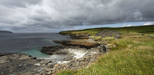 Midhowe Broch Rousey Orkney © VisitScotland / Paul Tomkins