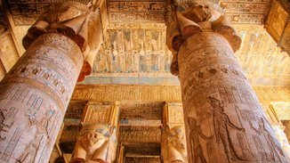 Dendera Innenansicht des Tempels in Mittelägypten