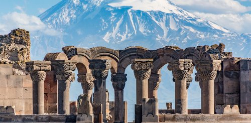 Armenien Ruinen des Zvartnots Tempel UNESCO Weltkulturerbe