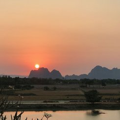 Flusslandschaft Myanmar Kreuzfahrt 