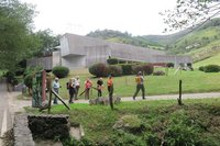 Zugang zur Nachbildung der Höhle von Ekain