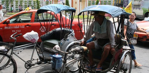 Bangkok Straßenszene Nonthaburi