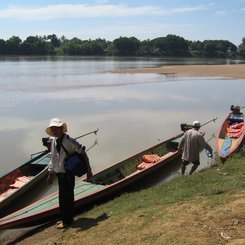 Dorfbewohner Kambodscha am Se San Fluß in der Provinz Ratanakiri