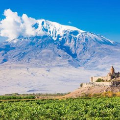 Khor Virap mit Ararat im Hintergrund