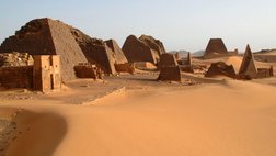 Pyramiden von Meroe im Nordsudan - im Reich der Schwarzen Pharaonen
