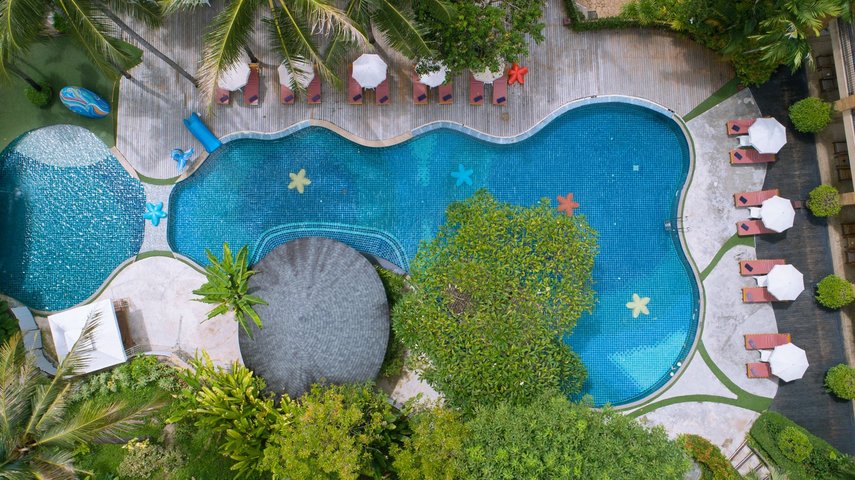 Poolanlage Peach Hill Resort Phuket