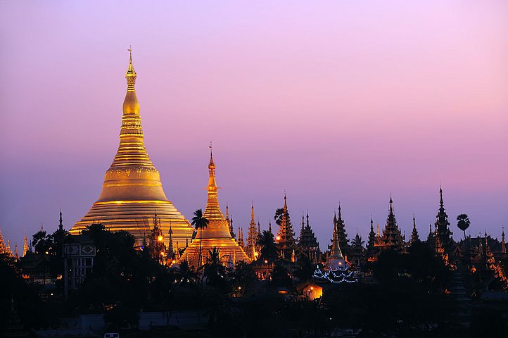 Shwedagon Pagode Yangon Myanmar