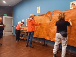 wir versuchen uns selbst in Höhlenmalerei