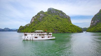 Oriental Sails II - 3* Halong Bay Cruise